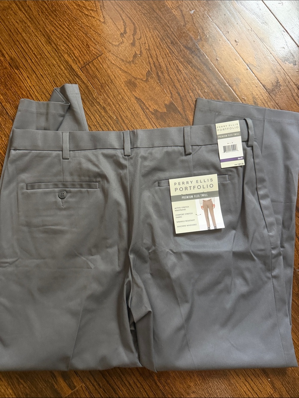 NWT Perry Ellis Portfolio Men's Light Gray Dress Pants